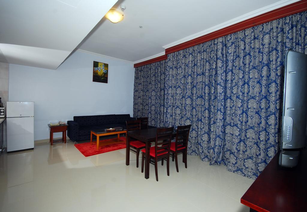 Ramee Rose Hotel apartamentos Abu Dabi Exterior foto