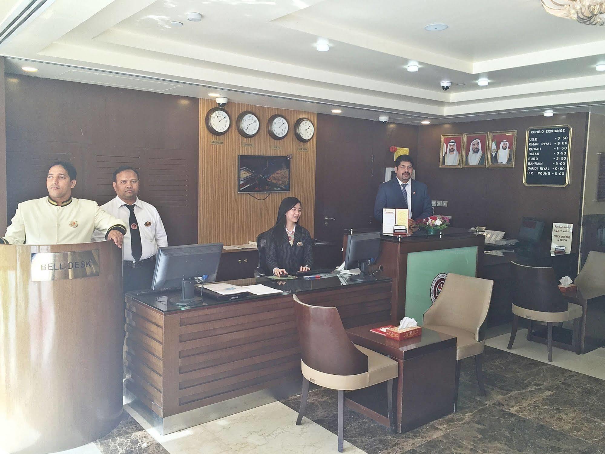 Ramee Rose Hotel apartamentos Abu Dabi Exterior foto